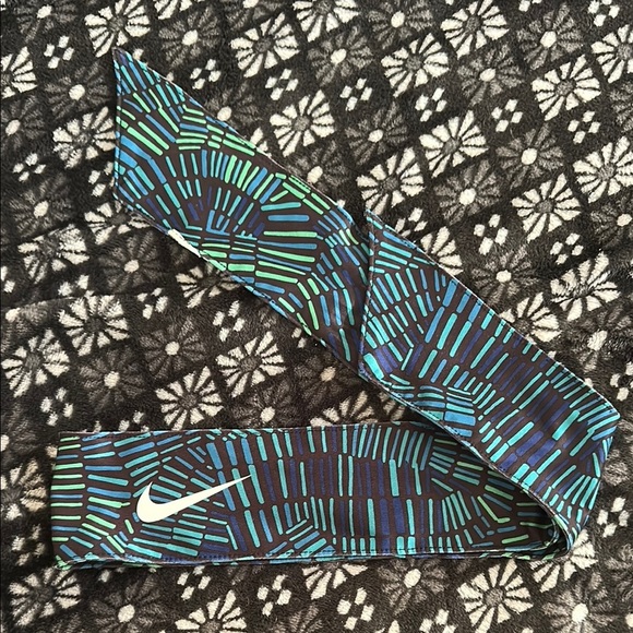 Nike Tie Headband - Picture 1 of 1